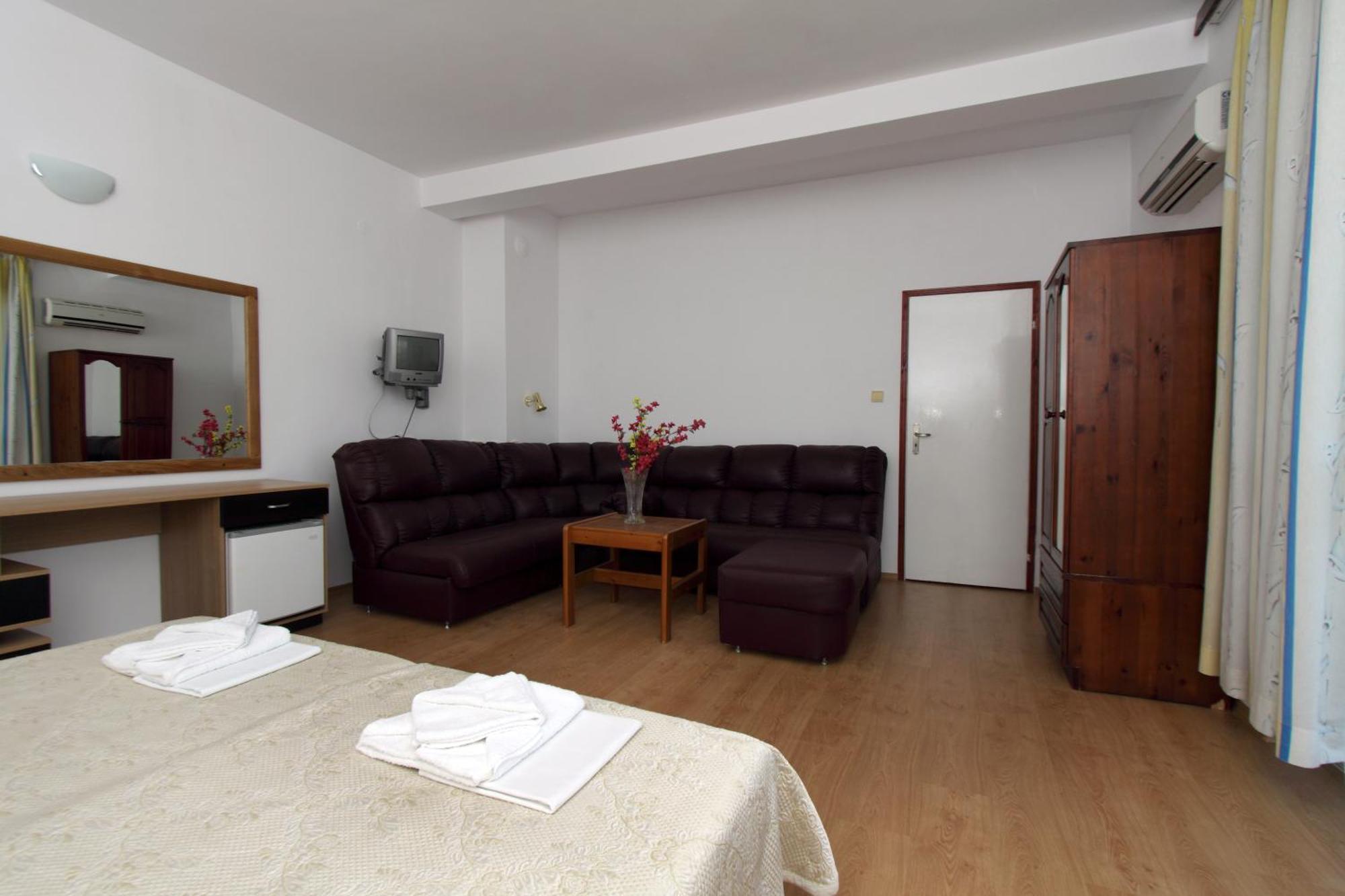 Family Hotel Verona Sozopol Eksteriør billede