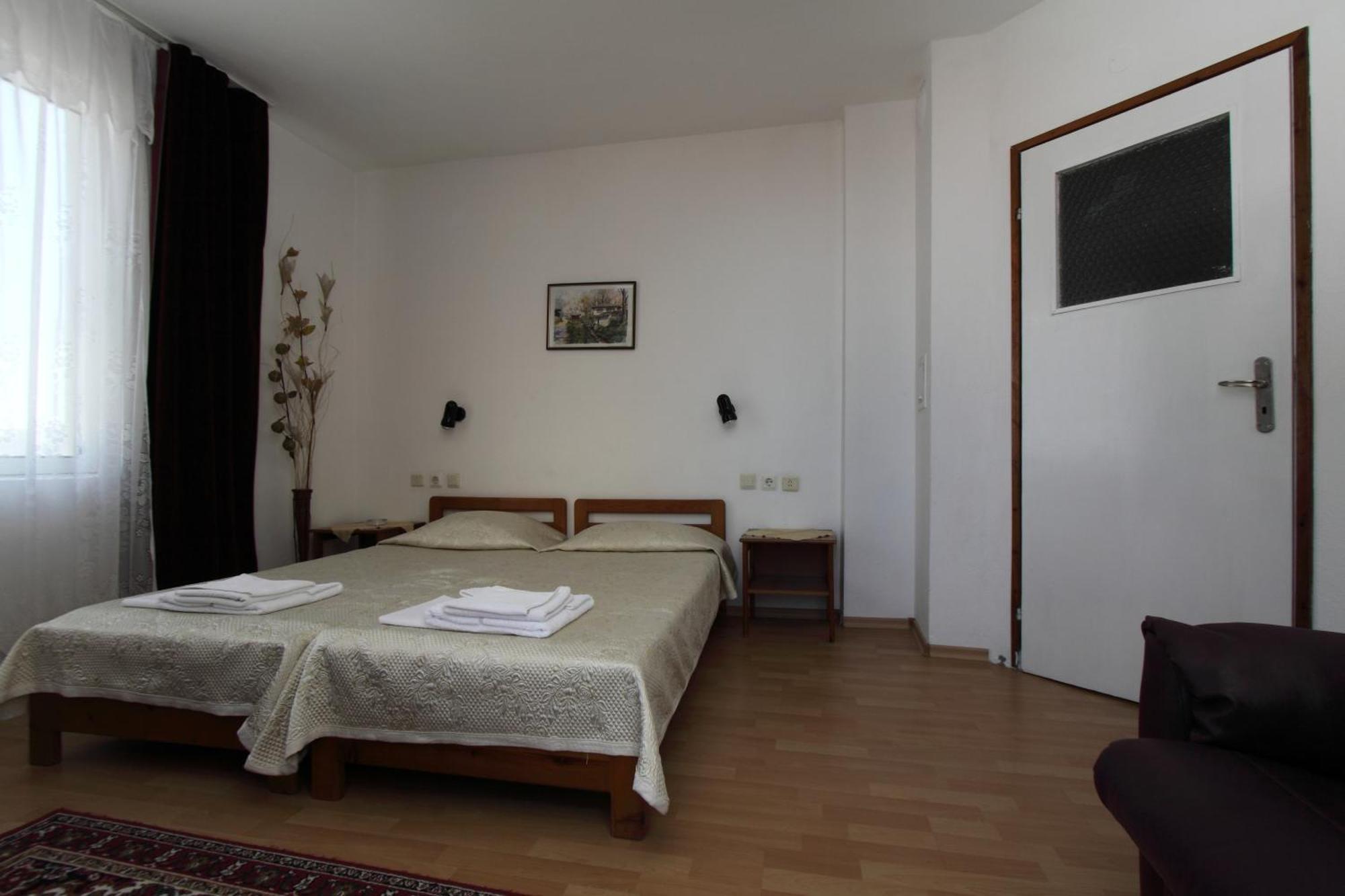 Family Hotel Verona Sozopol Eksteriør billede