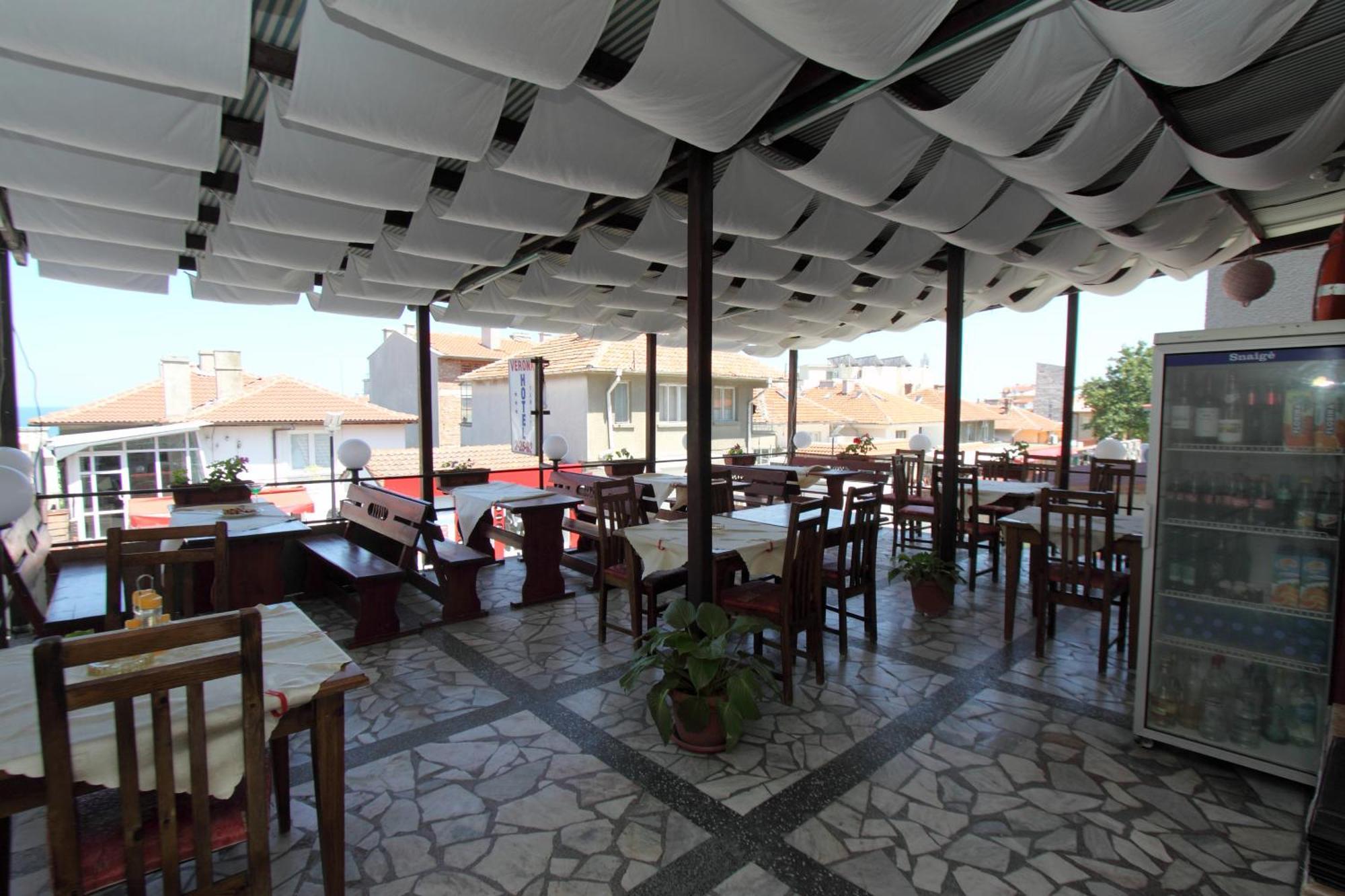 Family Hotel Verona Sozopol Eksteriør billede