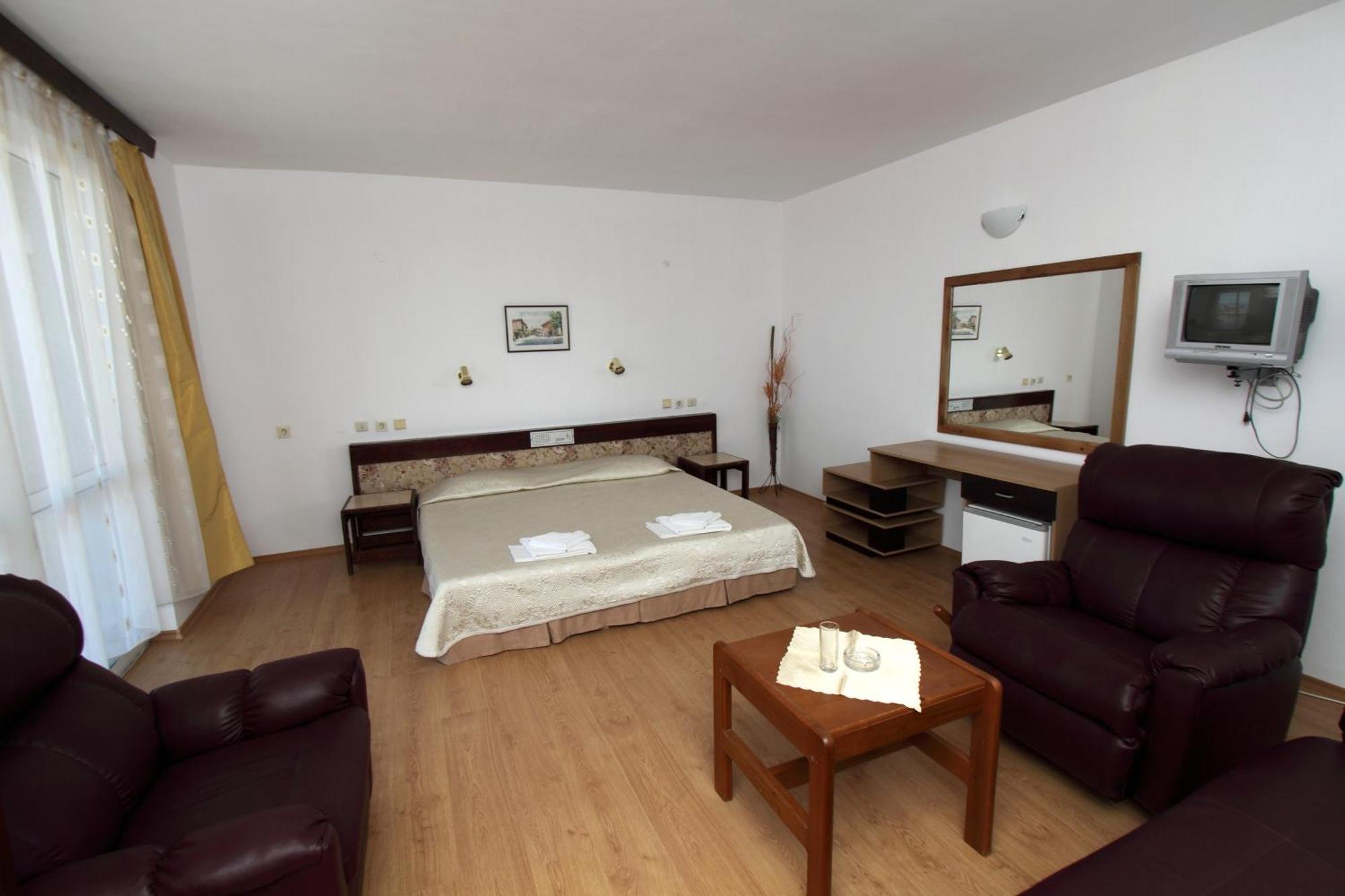 Family Hotel Verona Sozopol Eksteriør billede