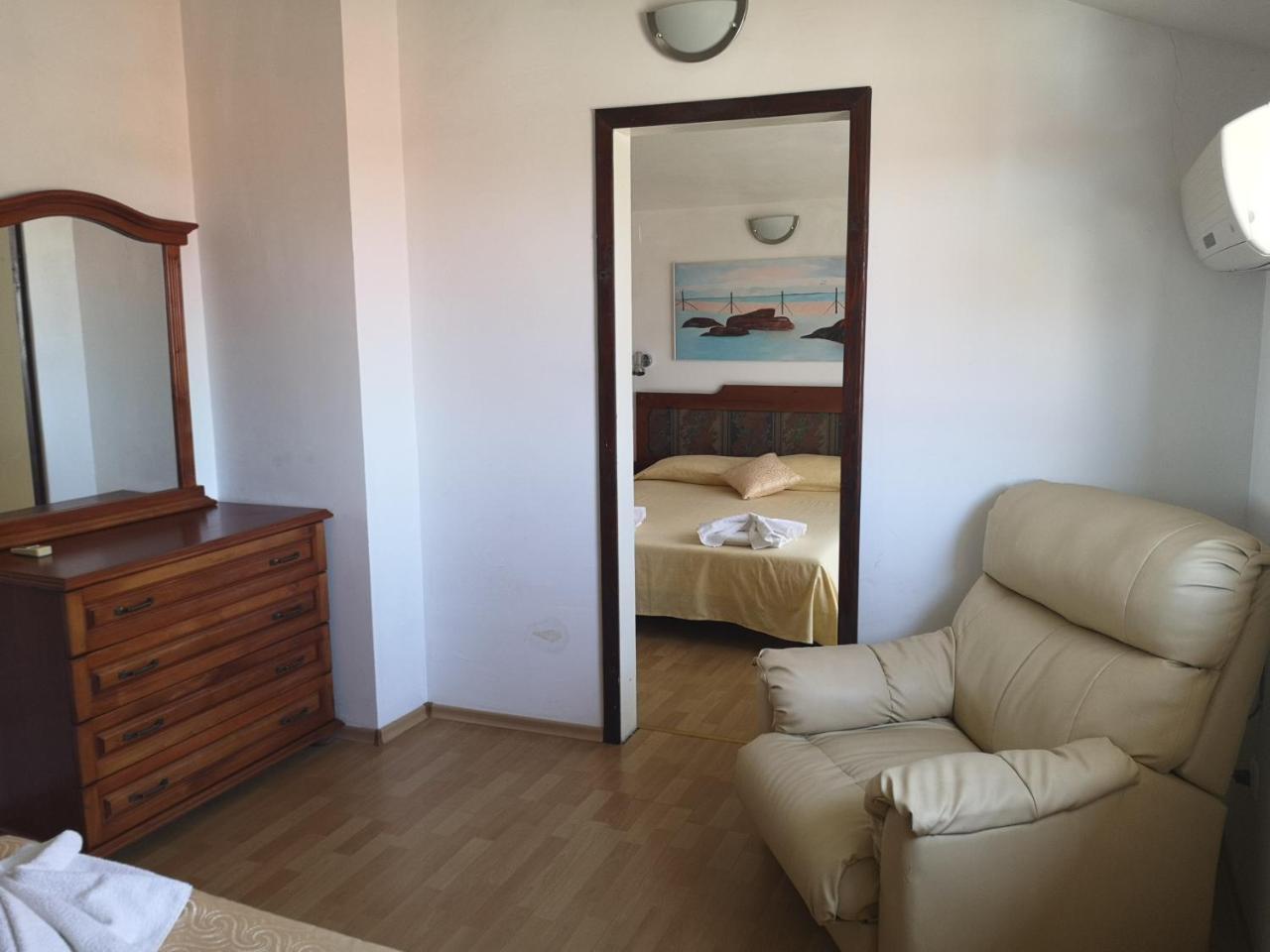 Family Hotel Verona Sozopol Eksteriør billede